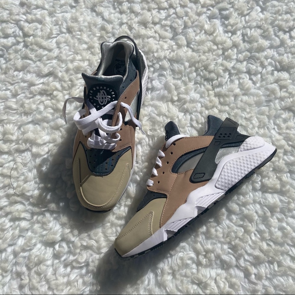 Nike Huarache OG Escape - Picture 2 of 6